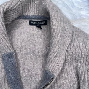 Cozy BANANA REPUBLIC over sized wool sweater sz S
